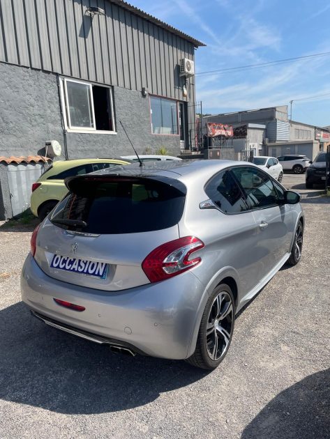 PEUGEOT 208 I 1.6 GTi 1598cm3 200cv