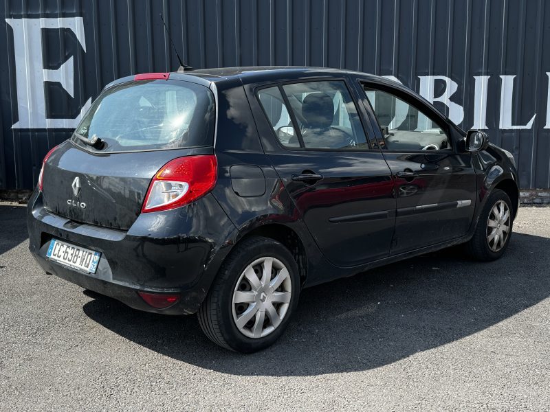 RENAULT CLIO III 2012