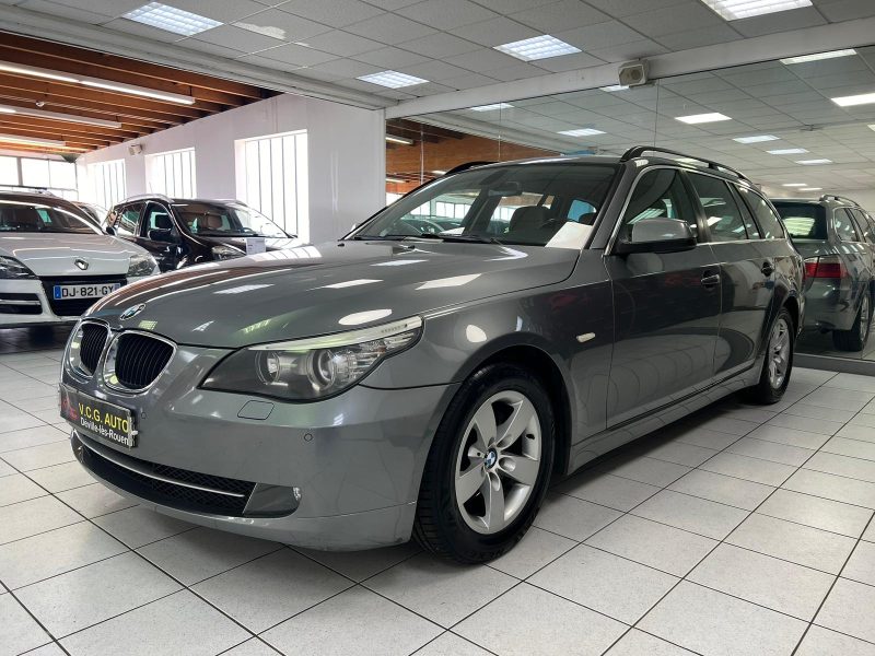 B.M.W. SERIE 5 Touring 520d 177CH EXCELLIS