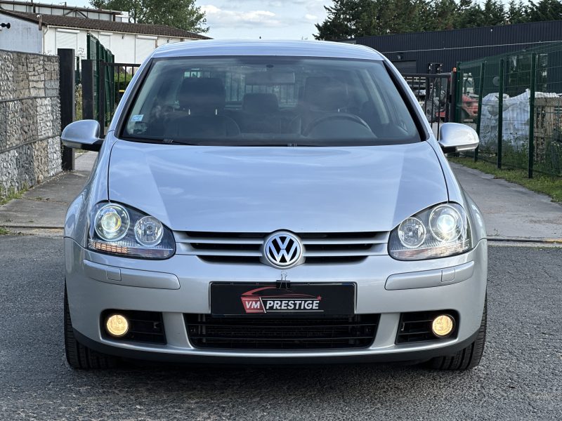 VOLKSWAGEN GOLF 5 2005