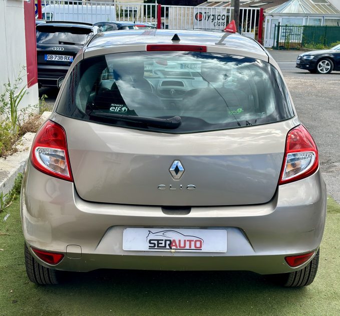 RENAULT CLIO III 2010