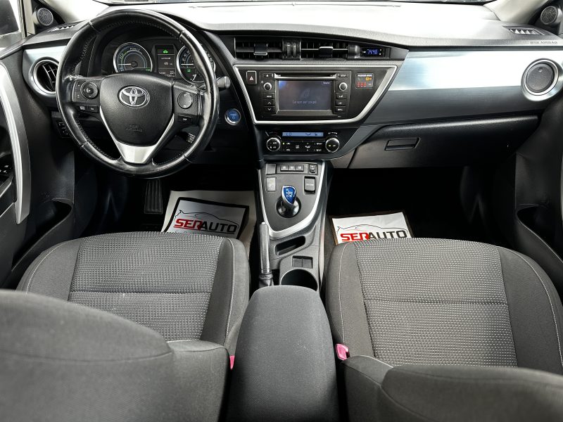 TOYOTA AURIS 2014