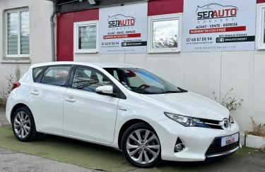 TOYOTA AURIS 2014