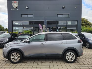 PEUGEOT 5008 1.6L BLUE HDI 120CH PACK ALLURE 7 PLACES