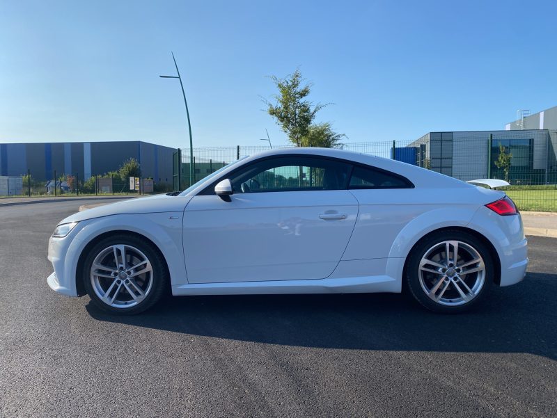 AUDI TT S LINE 2.0 L TFSI 230 ch