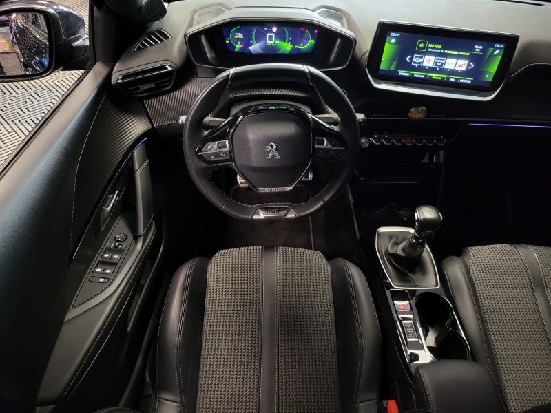 PEUGEOT 208 1.2 100cv GT / CARPLAY+CAMÉRA DE RECUL+1ÈRE MAIN+VIRTUAL COCKPIT+LUMIÈRE D'AMBIANCE