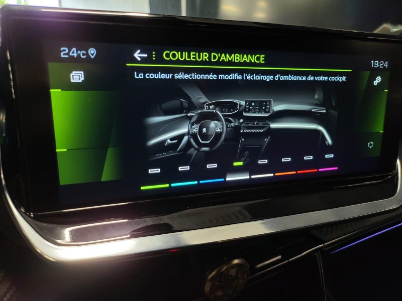 PEUGEOT 208 1.2 100cv GT / CARPLAY+CAMÉRA DE RECUL+1ÈRE MAIN+VIRTUAL COCKPIT+LUMIÈRE D'AMBIANCE