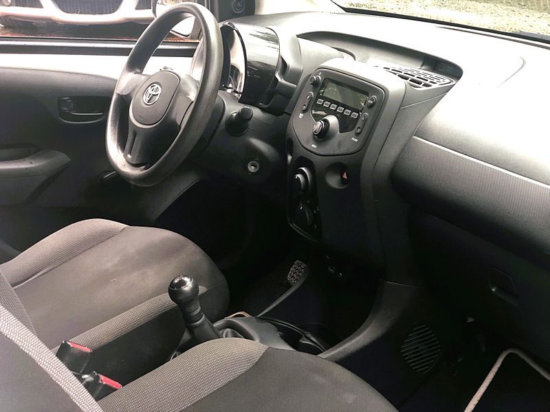 TOYOTA  AYGO 2015