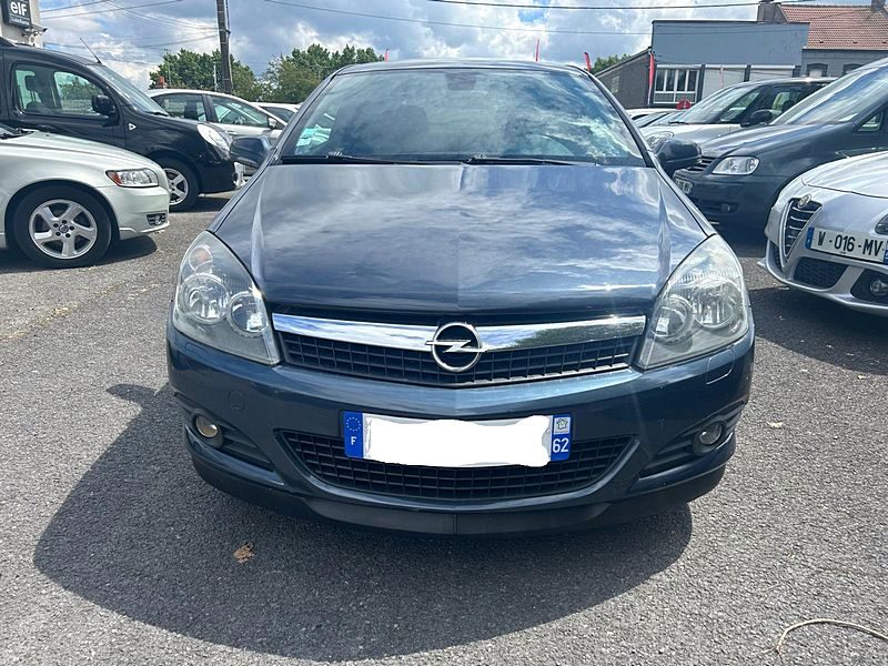 OPEL ASTRA H GTC 2007