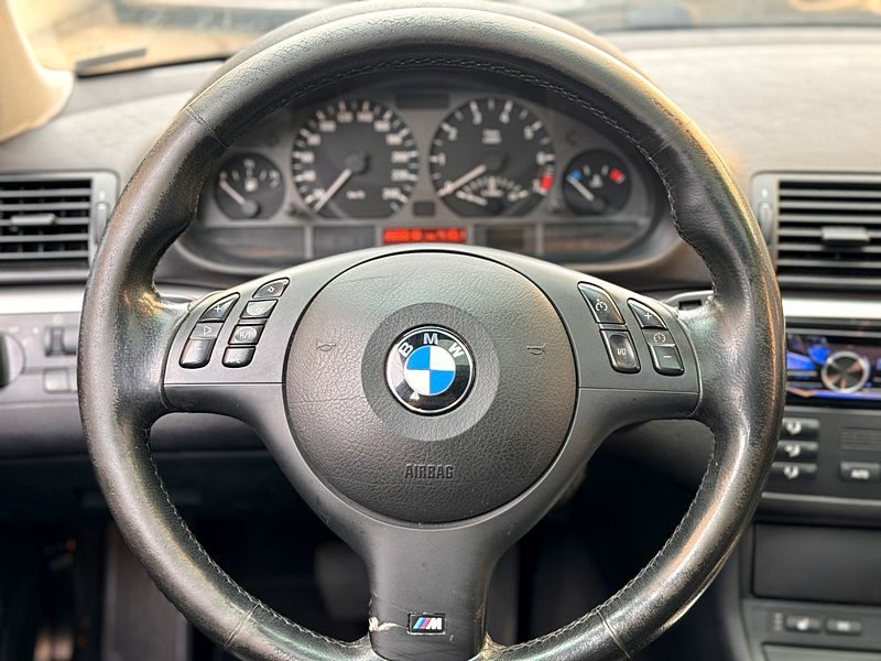 BMW 325I 2003