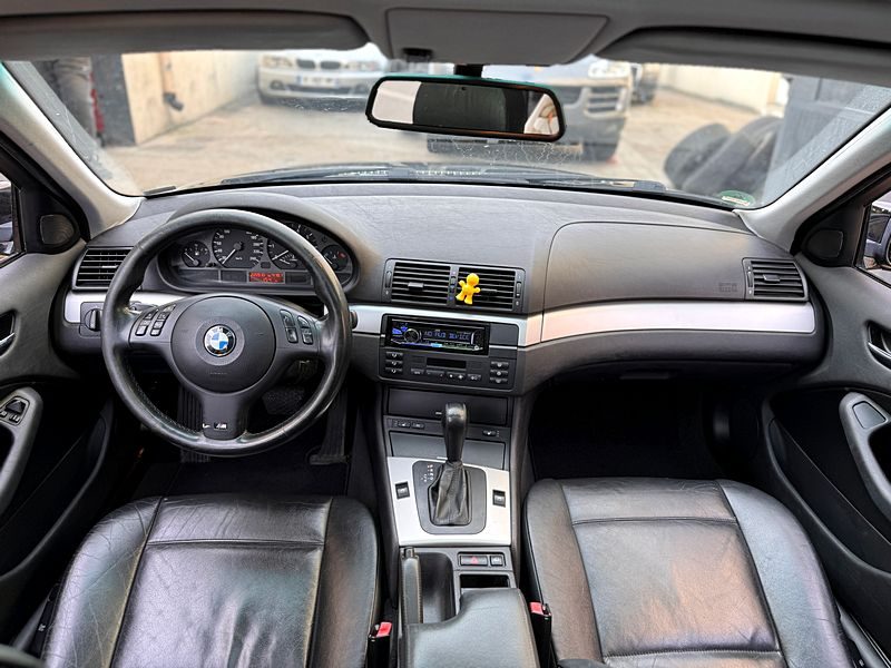 BMW 325I 2003