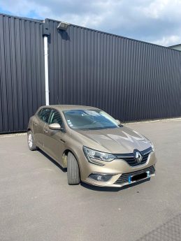 RENAULT MEGANE IV Berline bicorps trois ou cinq portes 2016