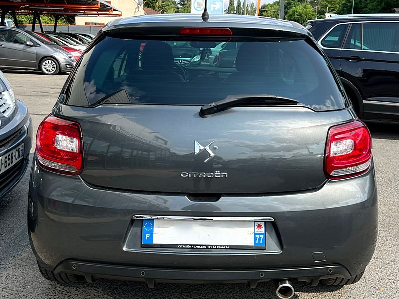 CITROEN DS3 SO CHIC 1.6 E HDI 92 Cv BOITE AUTOMATIQUE GPS BLUETOOTH 67 700 Kms - GARANTIE 1 AN