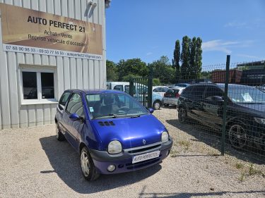 RENAULT TWINGO I 2002