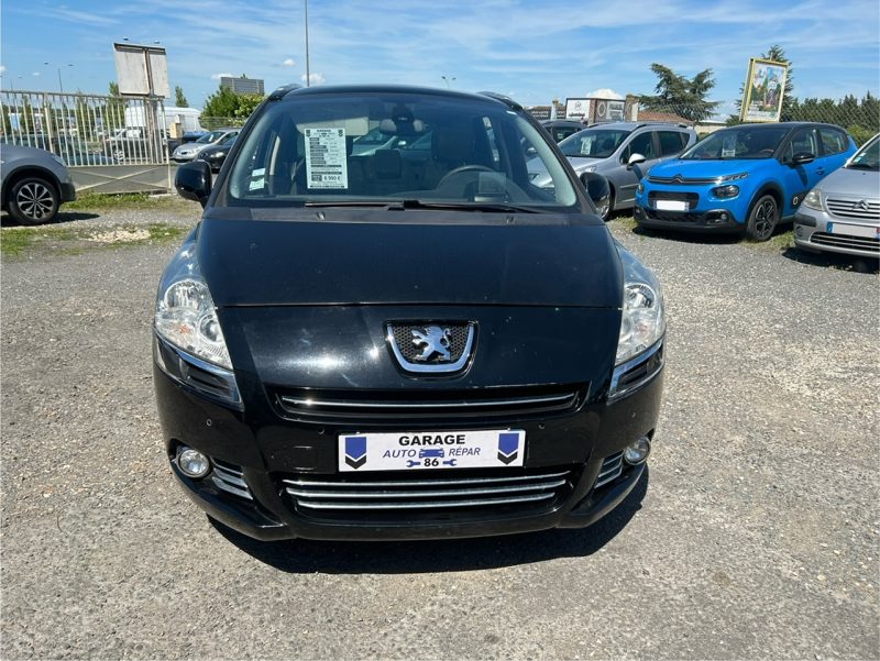 PEUGEOT 5008 2010