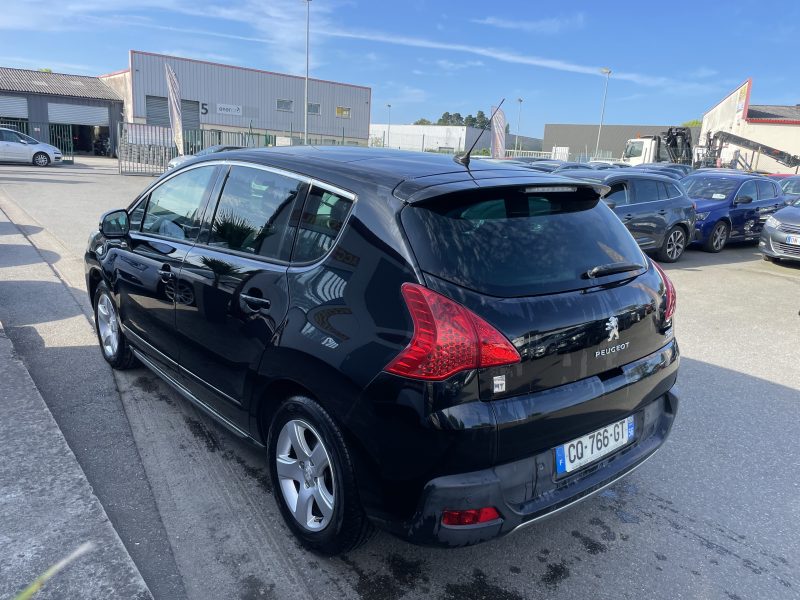 PEUGEOT 3008 Monospace 2013