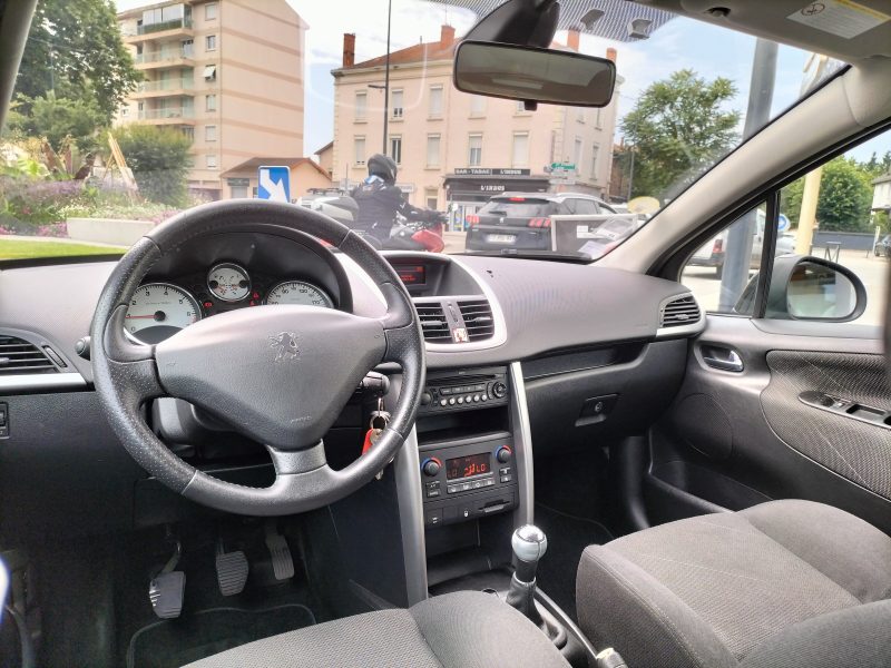 PEUGEOT 207 1.6L 120cv