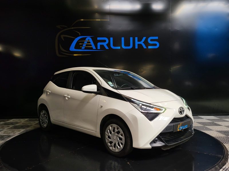 TOYOTA AYGO 1.0 72cv XPLAY CAMERA DE RECUL / CARPLAY / CLIMATISATION