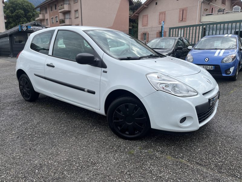 RENAULT CLIO III 1.2i 75CV YAHOO