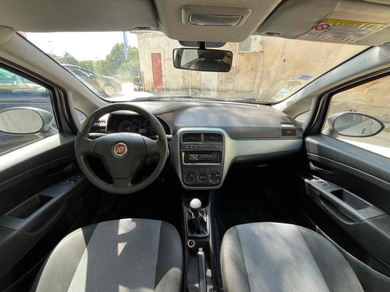 FIAT PUNTO 2011 Moteur à chaine, Clim, Start&Stop