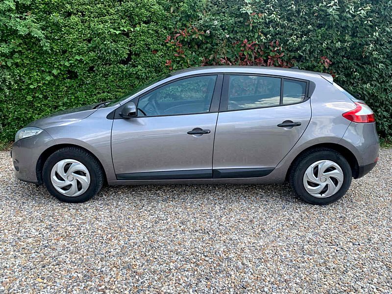 RENAULT MEGANE III 1.5 dCi 90cv