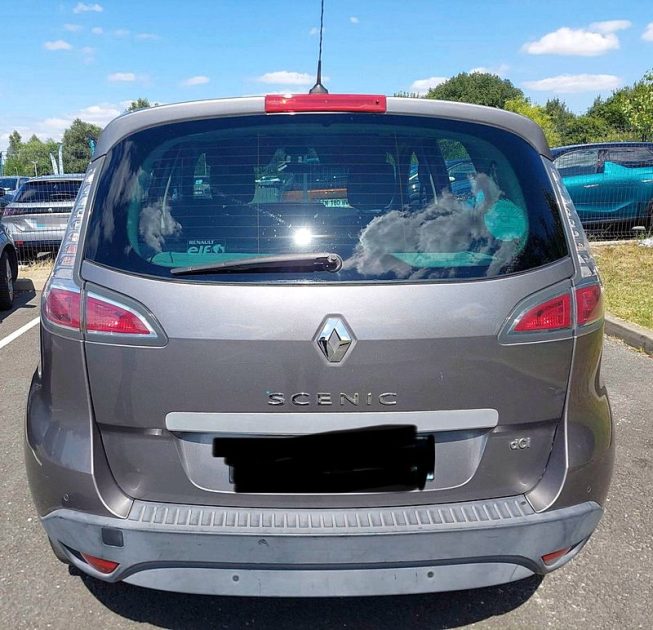 RENAULT SCENIC III 1.5 dCi 110 cv LIMITED 1 ère main Garantie 12 Mois