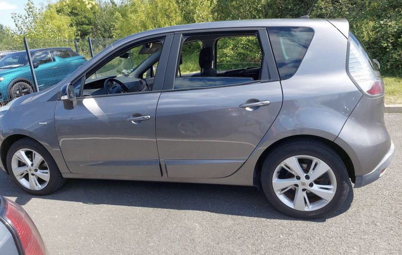 RENAULT SCENIC III 1.5 dCi 110 cv LIMITED 1 ère main Garantie 12 Mois