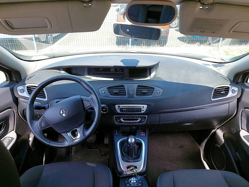 RENAULT SCENIC III 1.5 dCi 110 cv LIMITED 1 ère main Garantie 12 Mois