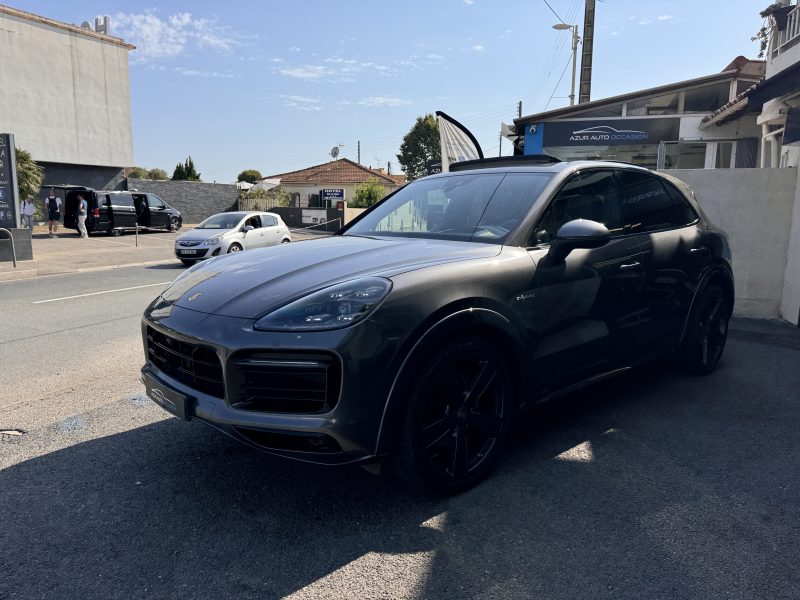 PORSCHE CAYENNE Full options 3.0 E-HYBRIDE 462 Cv