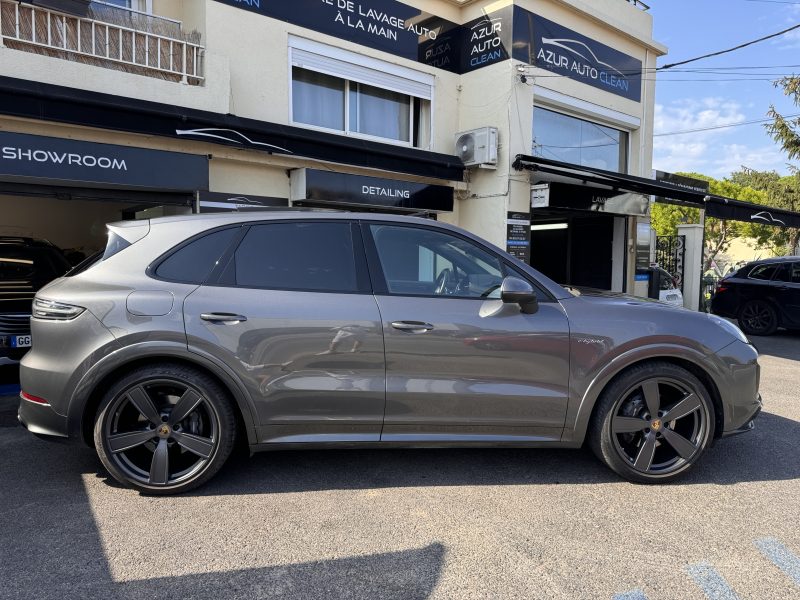 PORSCHE CAYENNE Full options 3.0 E-HYBRIDE 462 Cv