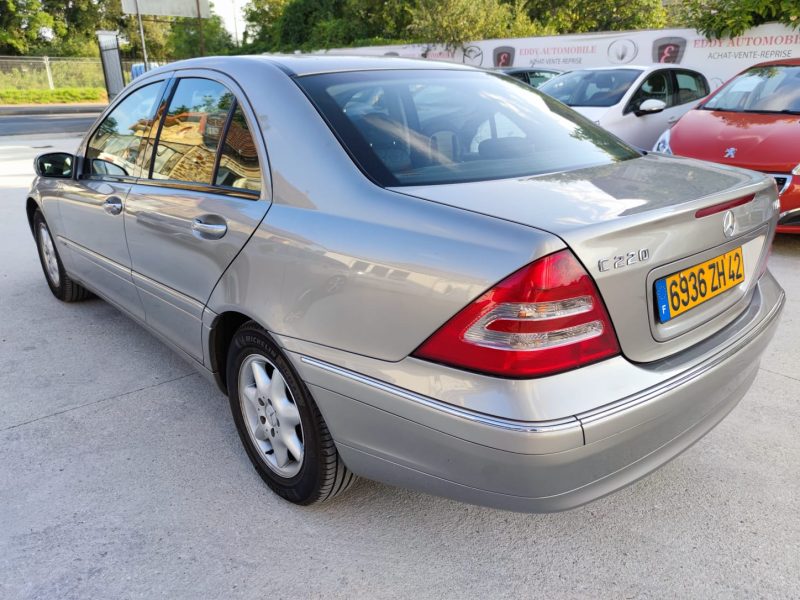 MERCEDES CLASSE C 2004