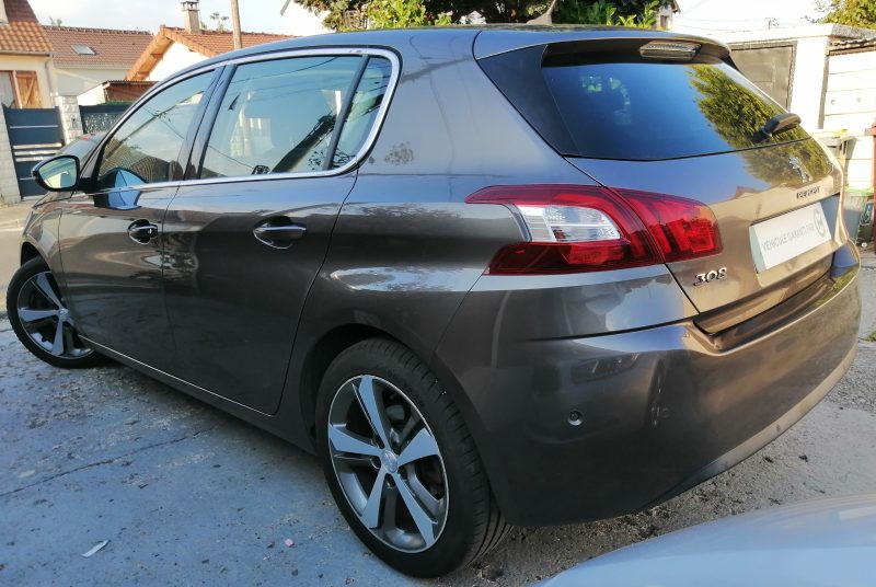 PEUGEOT 308 II 2015