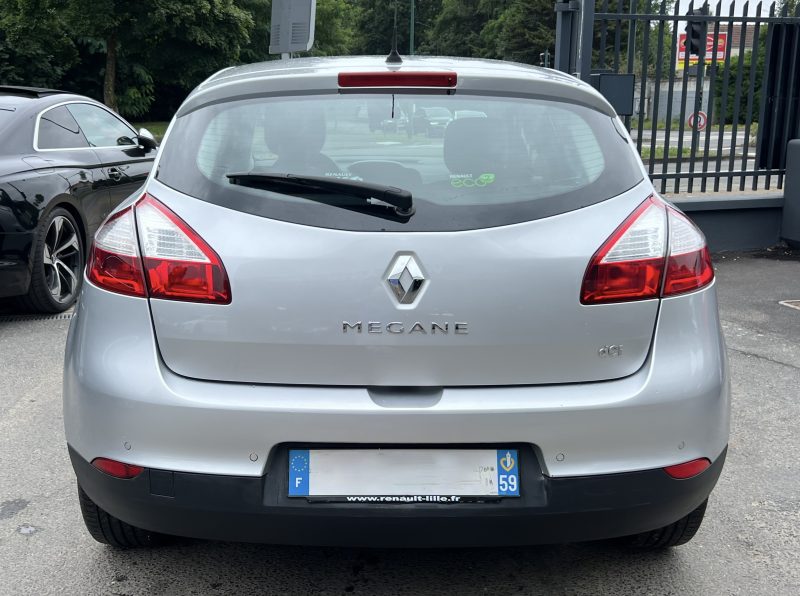 RENAULT MEGANE 3 III PHASE 2 DYNAMIQUE 1.5 DCI 110 Cv PREMIERE MAIN 65 600 Kms BVM6 - GARANTIE 1 AN