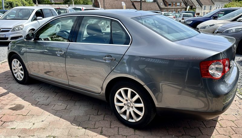 VOLKSWAGEN JETTA III 1.9L TDI 105cv Confort / RÉVISER_GARANTIE