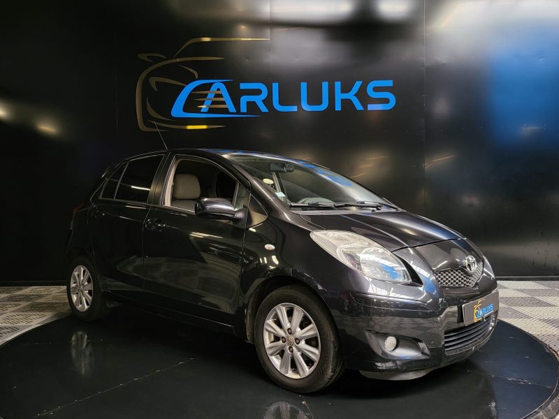 TOYOTA YARIS 1.4 D D4-D 90cv MULTIMODE LOUNGE CUIR / SIEGES CHAUFFANTS / CLIM AUTO / SUIVI TOYOTA