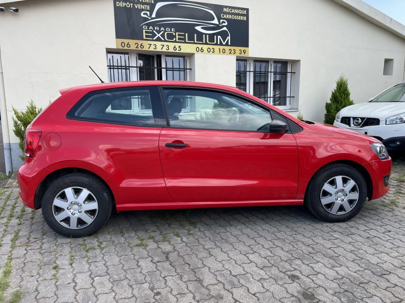 VOLKSWAGEN POLO 2013