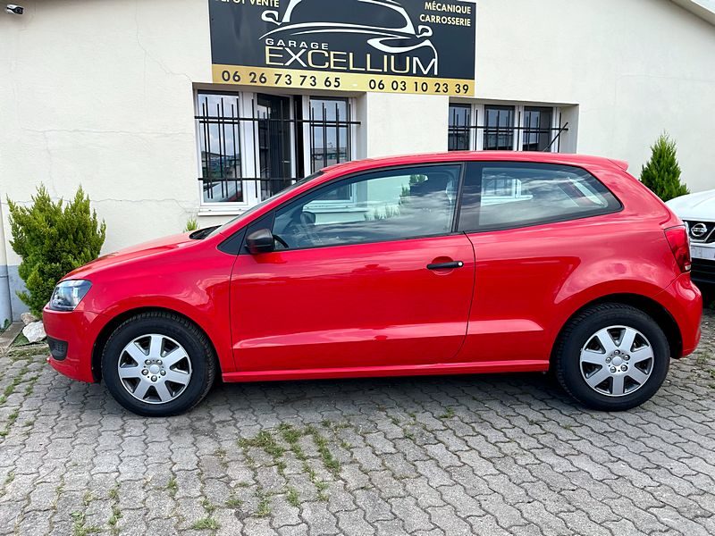 VOLKSWAGEN POLO 2013