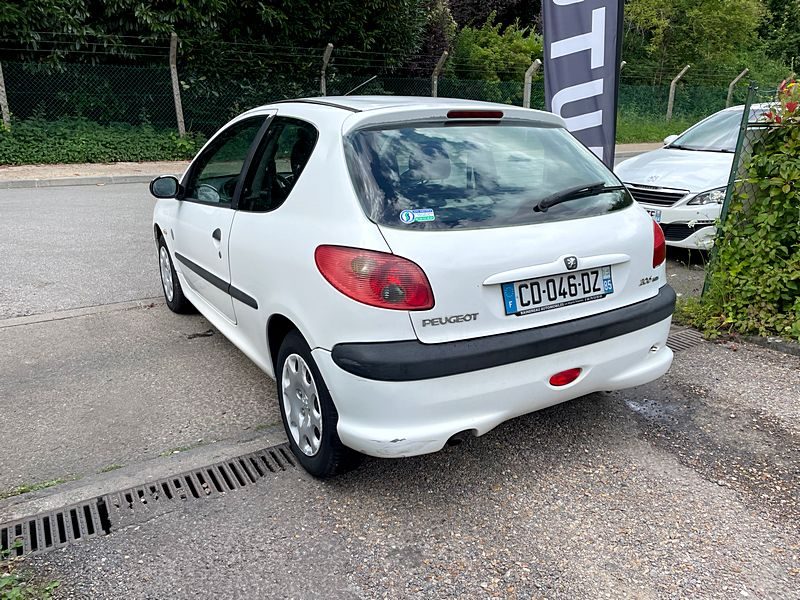 PEUGEOT 206 1.4HDI 70CV