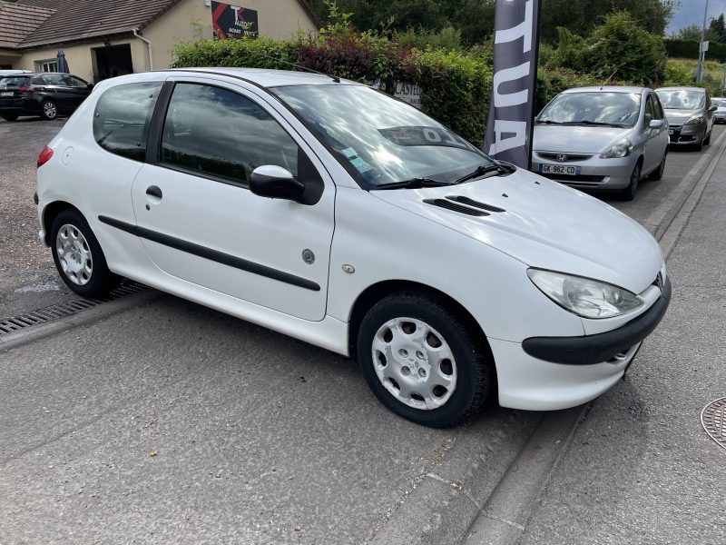 PEUGEOT 206 1.4HDI 70CV