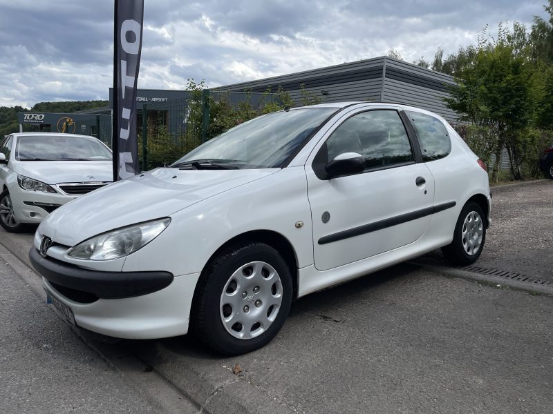 PEUGEOT 206 1.4HDI 70CV