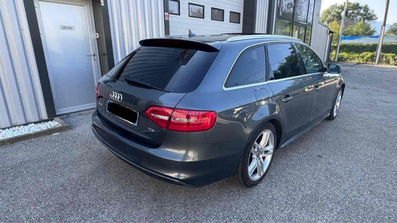 AUDI A4 2012 2.0 TDI 143 CV S-LINE toit panoramique REPRISE POSSIBLE