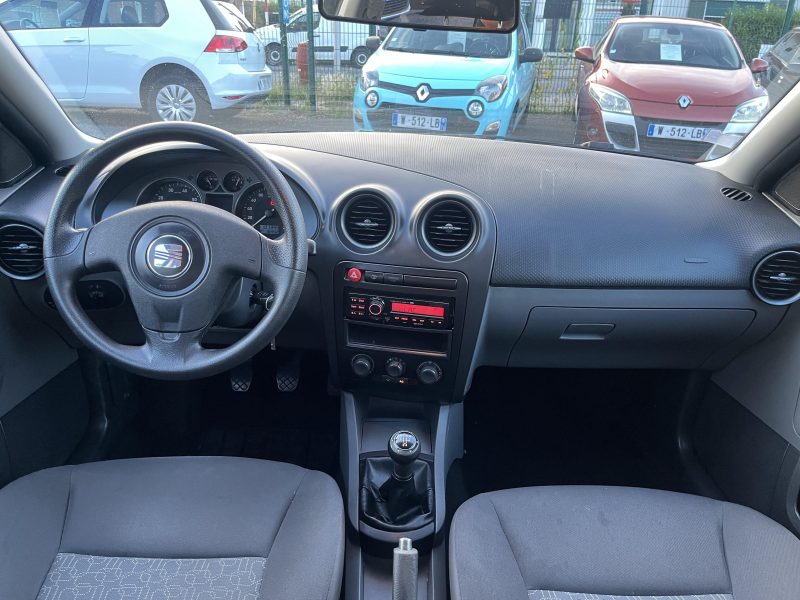 SEAT IBIZA III 1.4i 85CV 