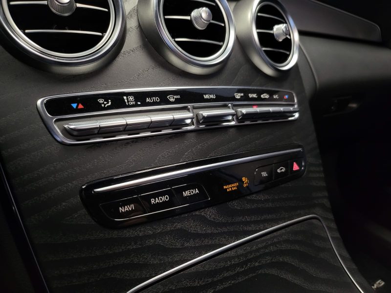 MERCEDES CLASSE C 200d 160cv AMG LINE TOIT OUVRANT / APPLE CARPLAY / ANGLE MORT / CUIR COMPLET