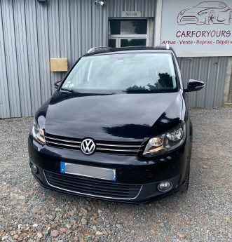 VOLKSWAGEN TOURAN 2.0 TDI 140 CV DSG 6 2011 SUIVI COMPLET