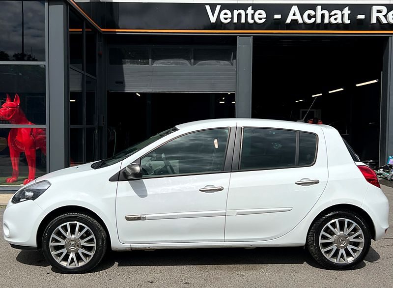 RENAULT CLIO III 3 III PHASE 2 INITIALE 1.2 TCE 100 Cv GPS BLUETOOTH CUIR CRIT AIR 1 - GARANTIE 1 AN