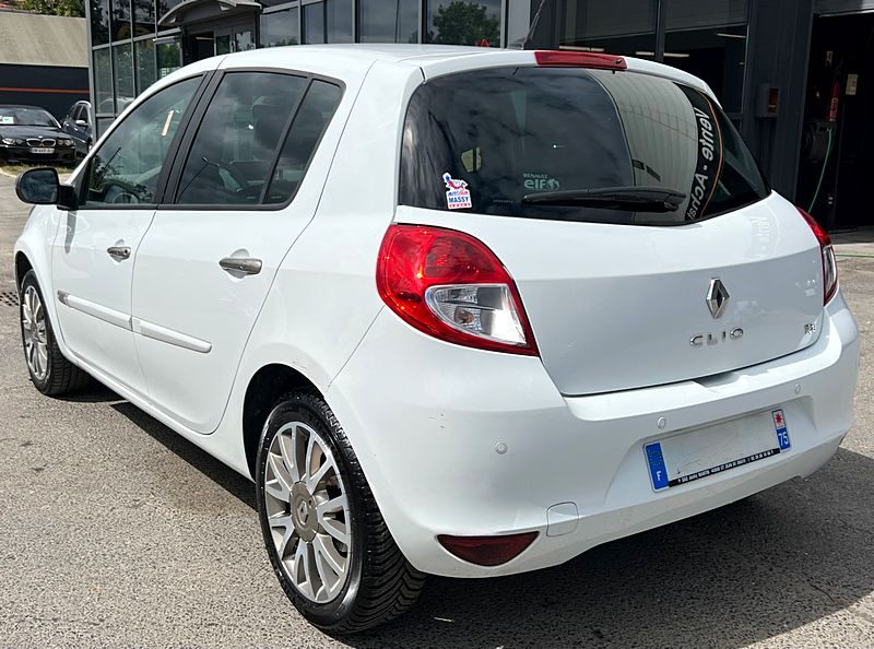 RENAULT CLIO III 3 III PHASE 2 INITIALE 1.2 TCE 100 Cv GPS BLUETOOTH CUIR CRIT AIR 1 - GARANTIE 1 AN