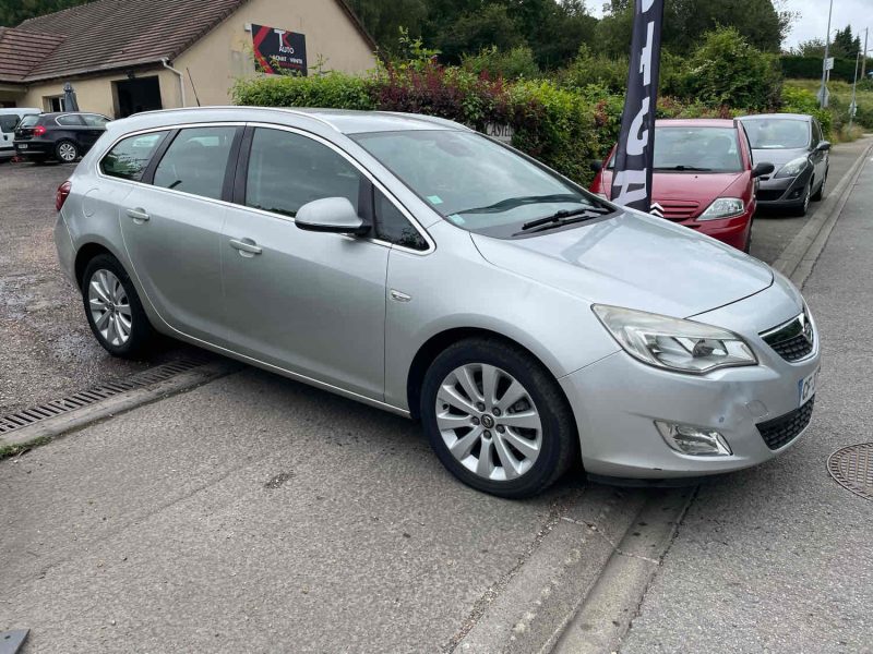 OPEL ASTRA J Sports Tourer 1.7CDTI 110CV