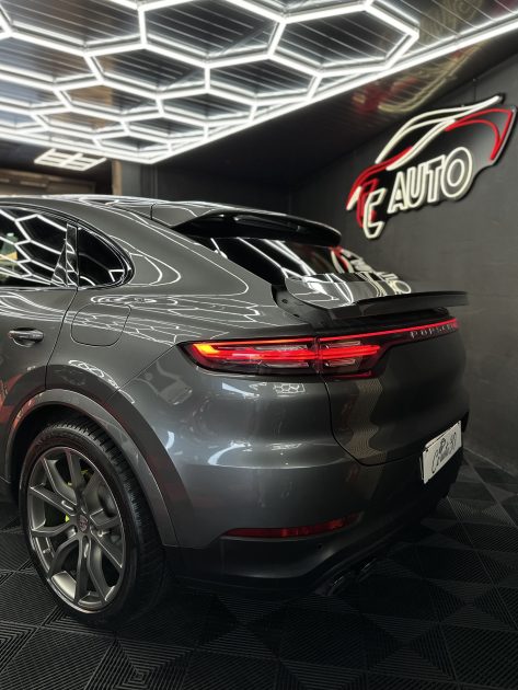 PORSCHE CAYENNE 2020