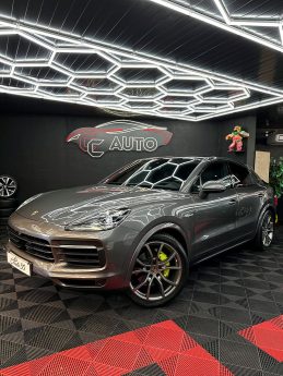 PORSCHE CAYENNE 2020