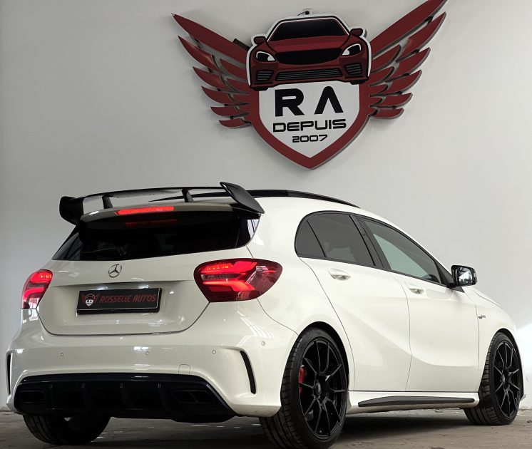 MERCEDES CLASSE A 45 AMG 381CH PERFORMANCE 4MATIC